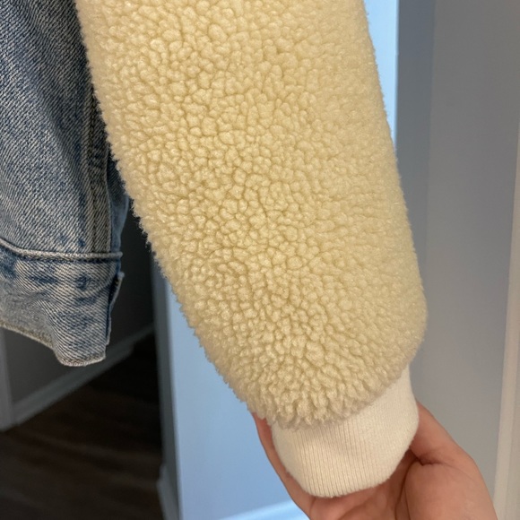 LEVIS Jean/Fur Jacket - Picture 5 of 5